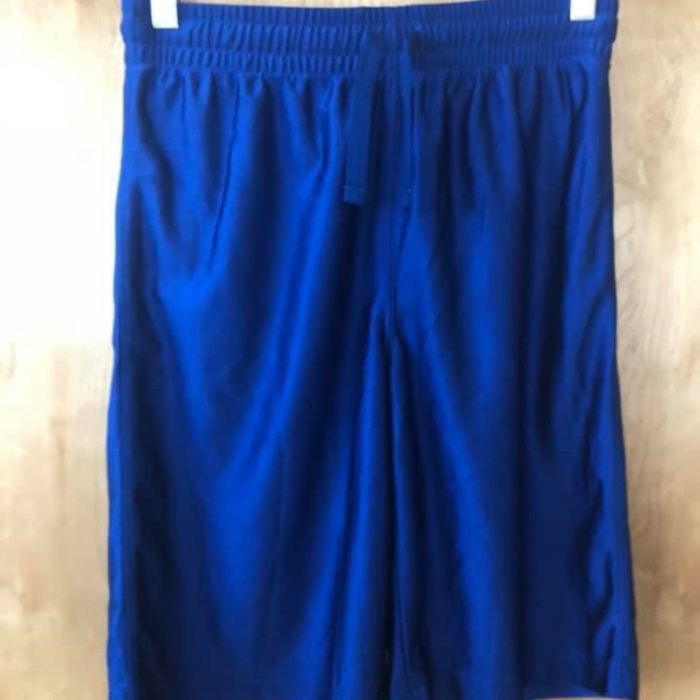 NWOT Boys sz. L Children’s Place Basketball Shorts